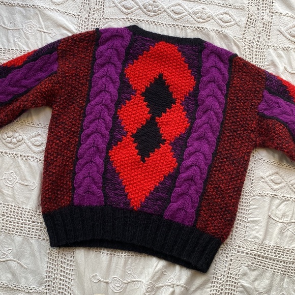 Vintage wool blend knit patterned sweater - Picture 3 of 4